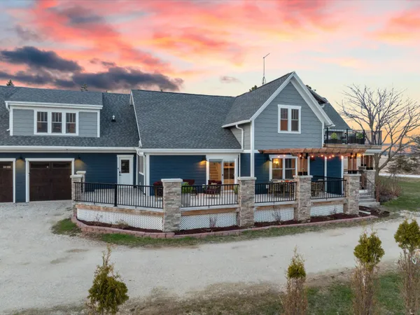 $612,000 | 3202 Mirro Drive, Manitowoc, WI 54220