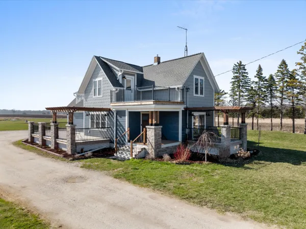 $612,000 | 3202 Mirro Drive, Manitowoc, WI 54220