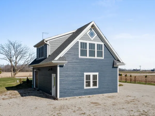 $612,000 | 3202 Mirro Drive, Manitowoc, WI 54220