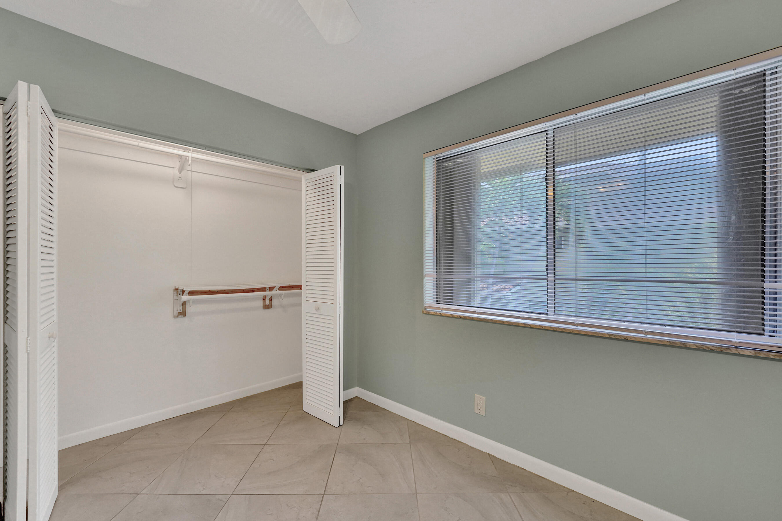 1250 Miami Road, Unit 11 Fort Lauderdale, FL 33316 - Photo 23 of 38 DSC08099