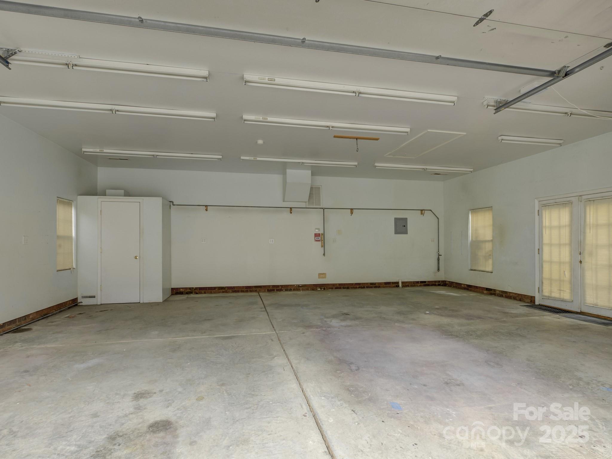 1340 Braeburn Road Charlotte, NC 28211 - Photo 46 of 46 a view of an empty room