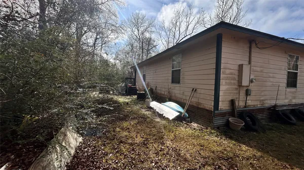 $95,000 | 1503 County Road 4455, Hillister, TX 77624