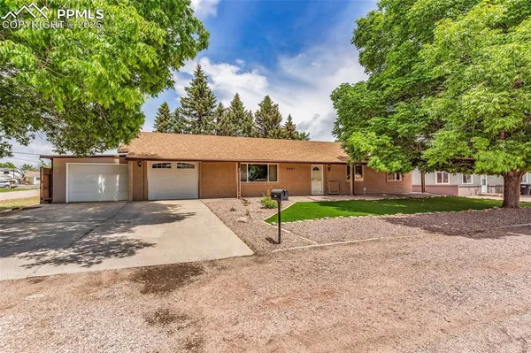 $369,900 | 2401 Clayton Avenue, Canon City, CO 81212