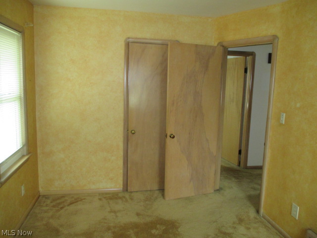 9420 Snow Road Parma, OH 44130 - Photo 10 of 18 Gallery Image 10