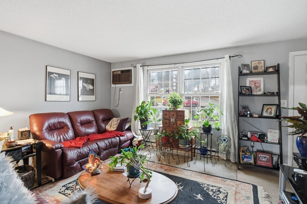 64-66 Ferris Street Springfield, MA 01151 - Photo 11 of 23