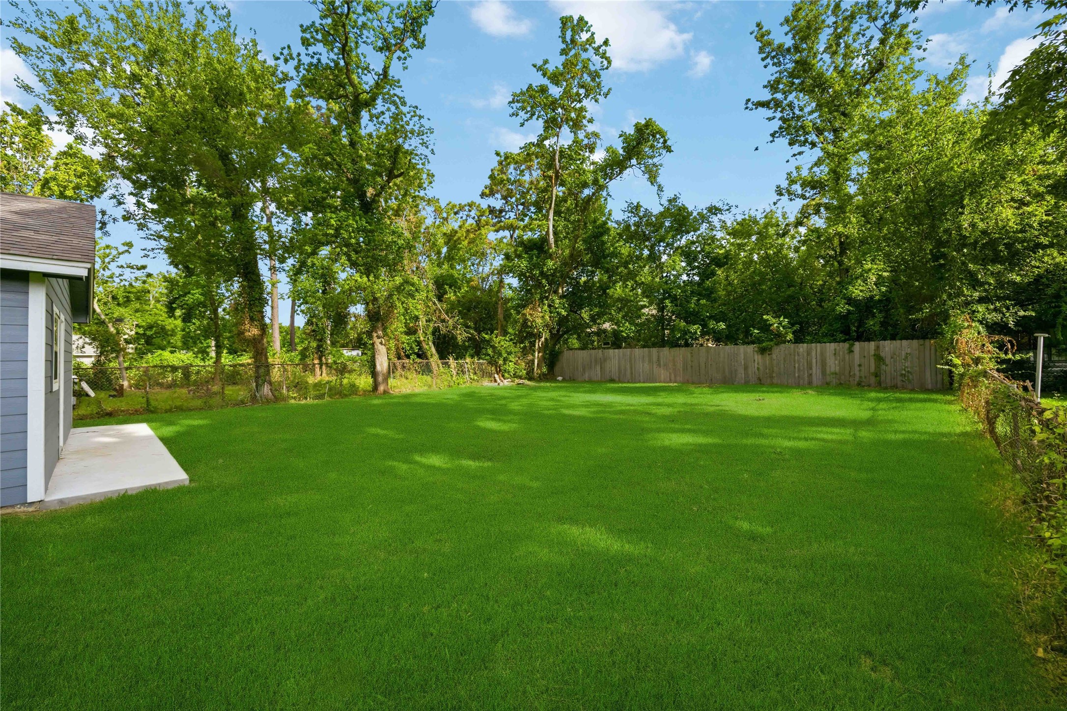 8129 Linda Vista Road Houston, TX 77028 - Photo 25 of 27