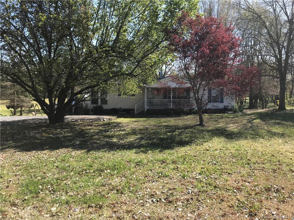 6013 Lake Wylie Road Clover, SC 29710 - Photo 2 of 20 Gallery Image 2