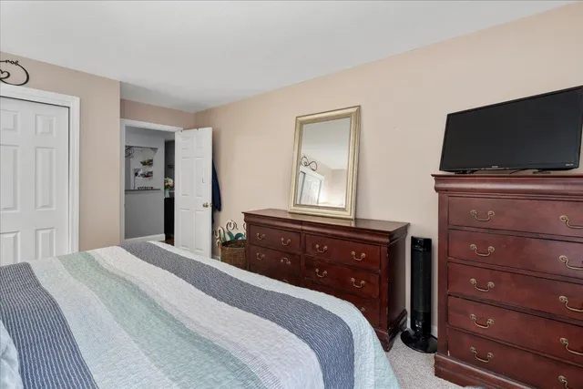 $299,900 | 12 Timberwood Drive, Unit 206, Goffstown, NH 03045