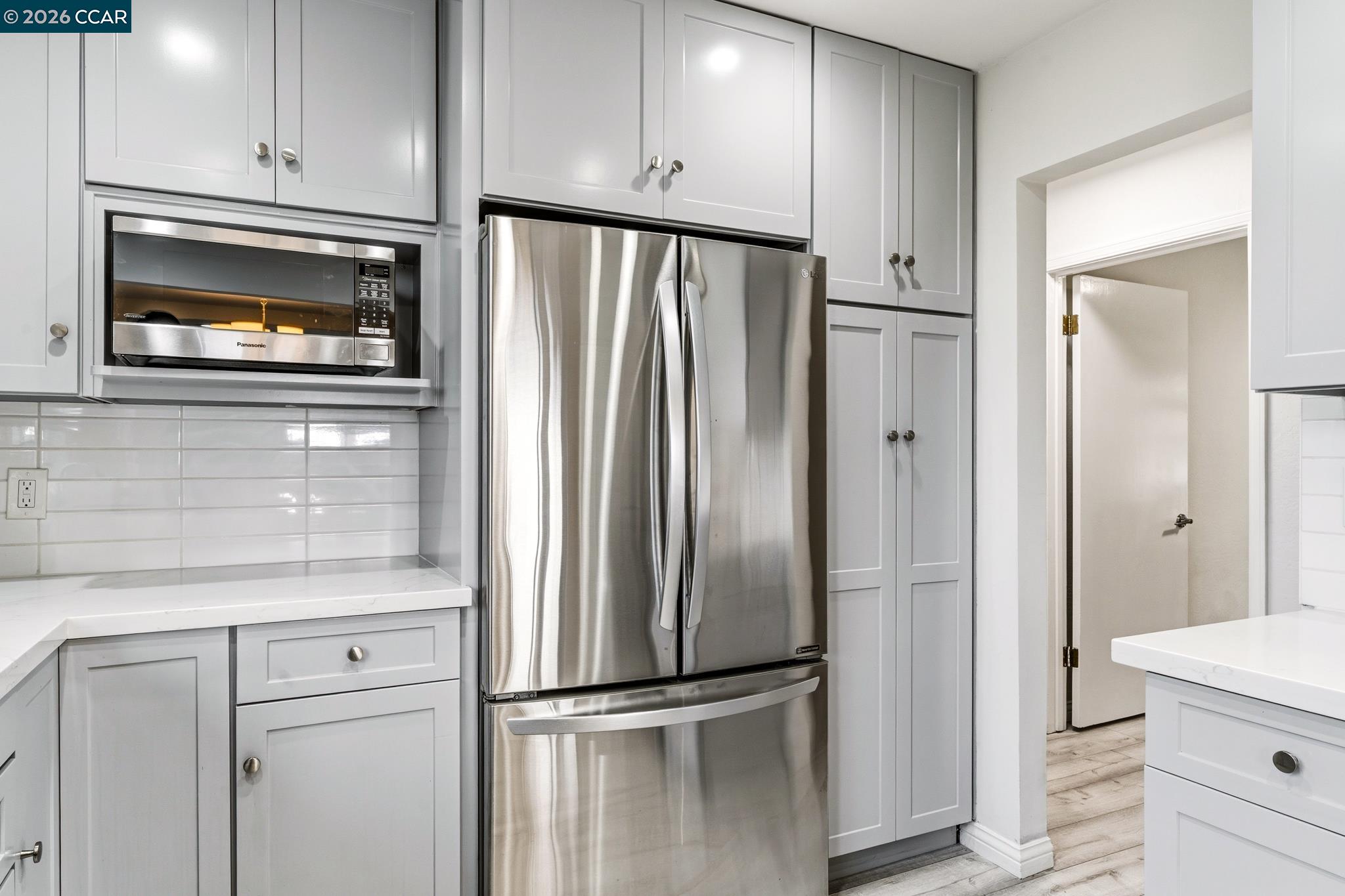 1172 Peralta Road Pacifica, CA 94044 - Photo 15 of 59