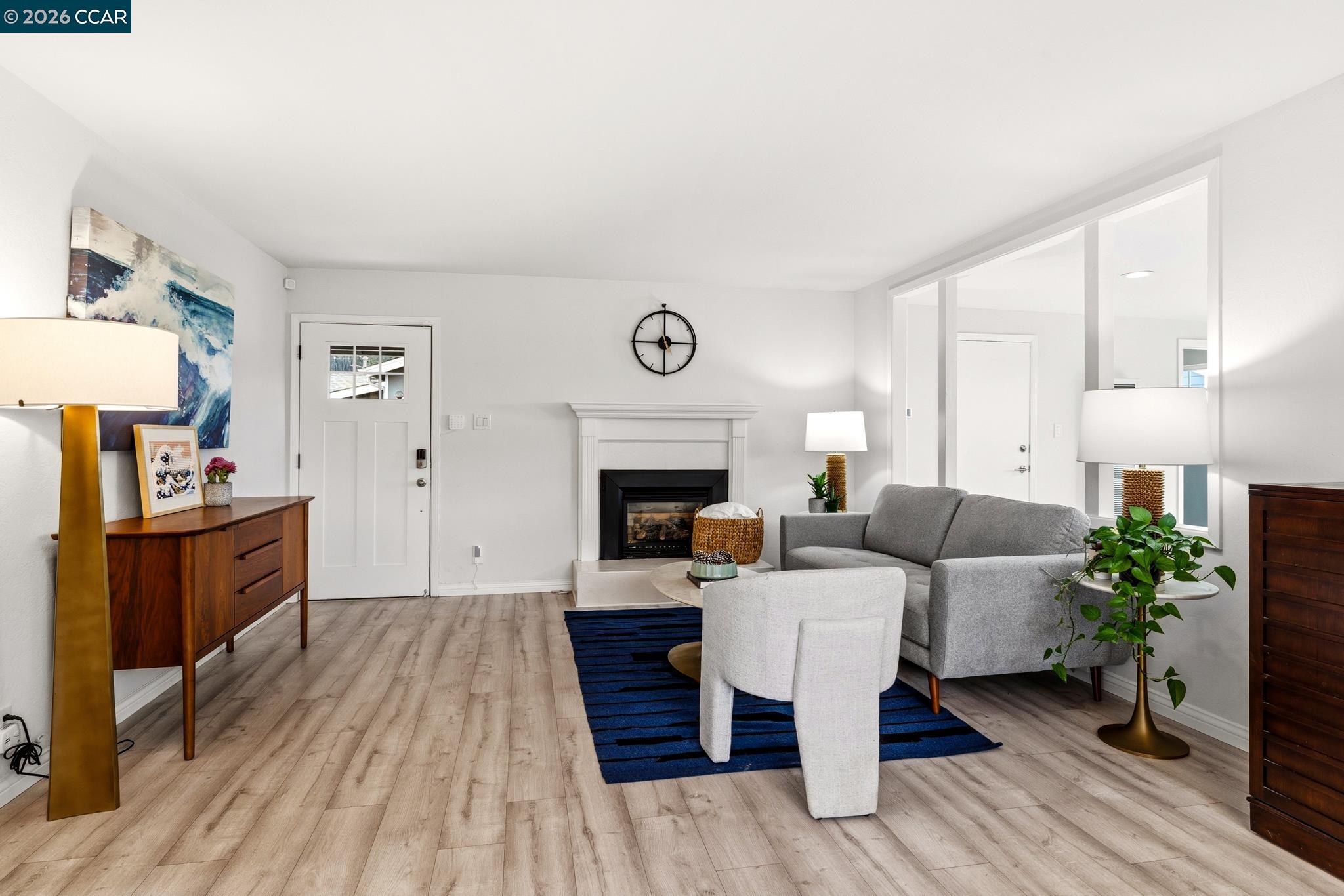 1172 Peralta Road Pacifica, CA 94044 - Photo 4 of 59