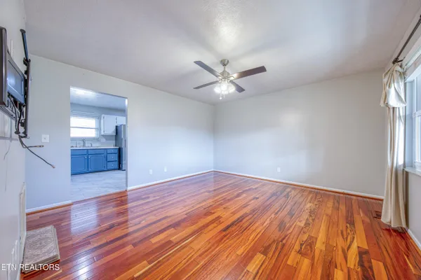 $305,000 | 215 Jamie Street, Maynardville, TN 37807