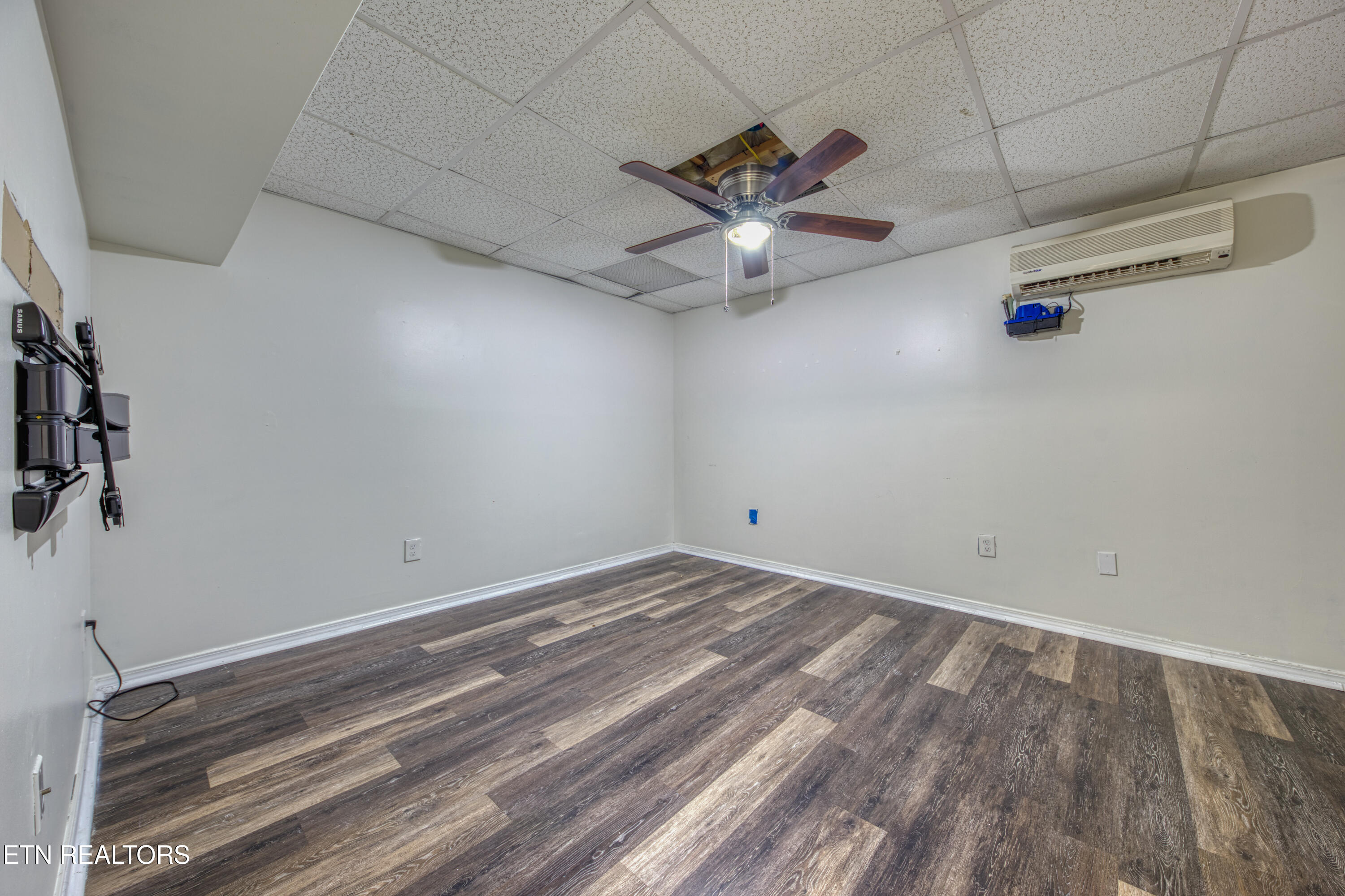 215 Jamie Street Maynardville, TN 37807 - Photo 30 of 33 0H3A1036_34