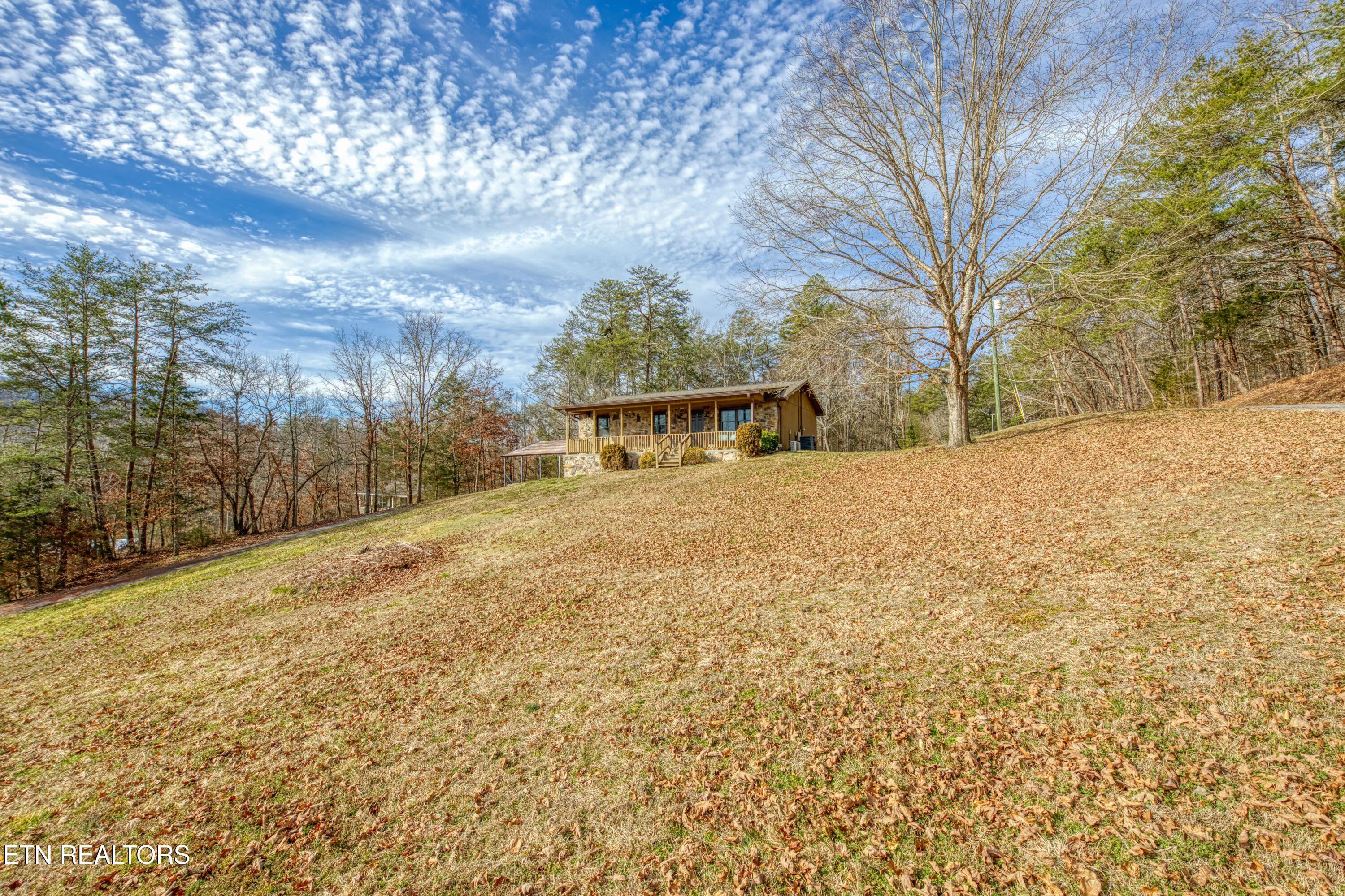 215 Jamie Street Maynardville, TN 37807 - Photo 3 of 33 0H3A0942_3