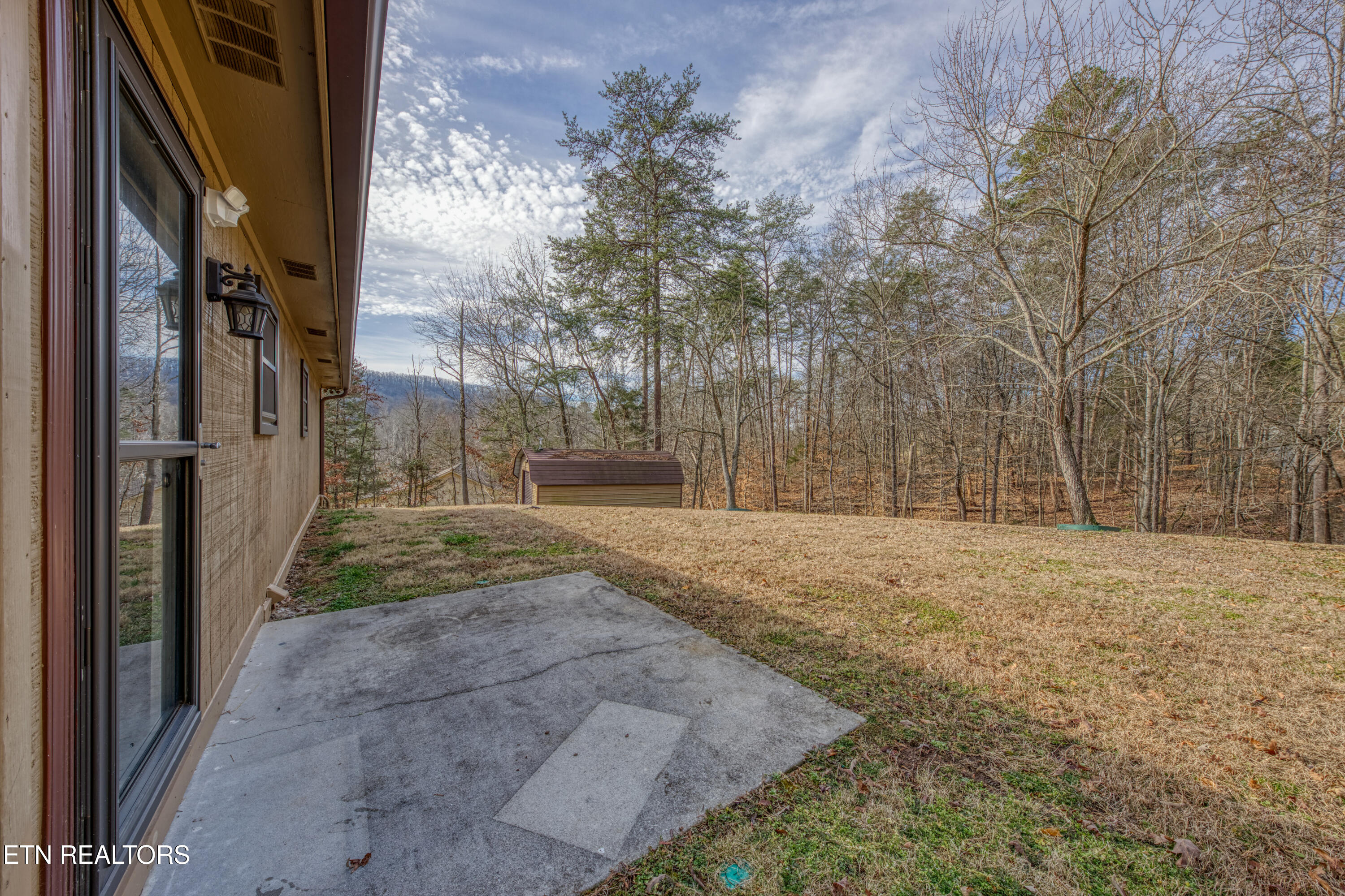 215 Jamie Street Maynardville, TN 37807 - Photo 9 of 33 0H3A0965_13