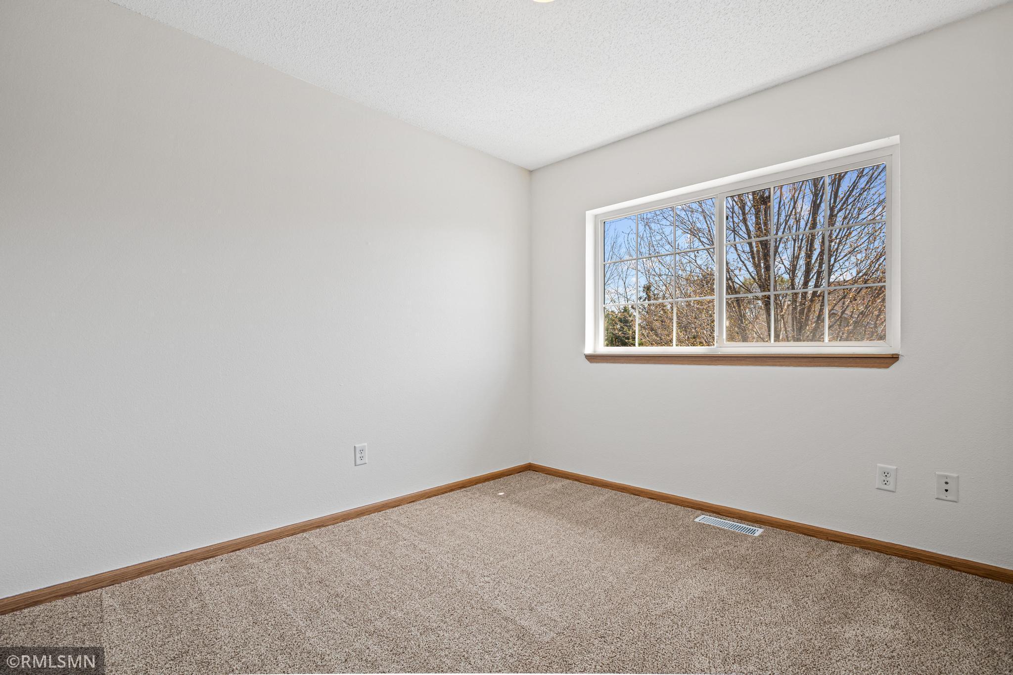 162 Bridgewater Trail Hudson, WI 54016 - Photo 16 of 30