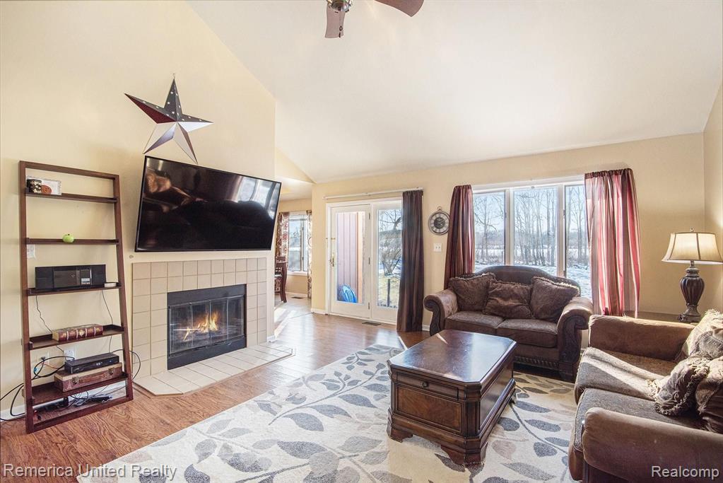 7772 Pingree Road Pinckney, MI 48169 - Photo 11 of 28