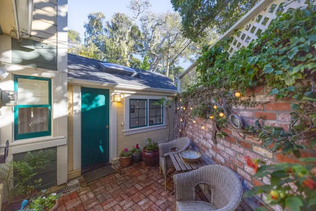 $1,725,000 | 179 Pacific Avenue, Pacific Grove, CA 93950