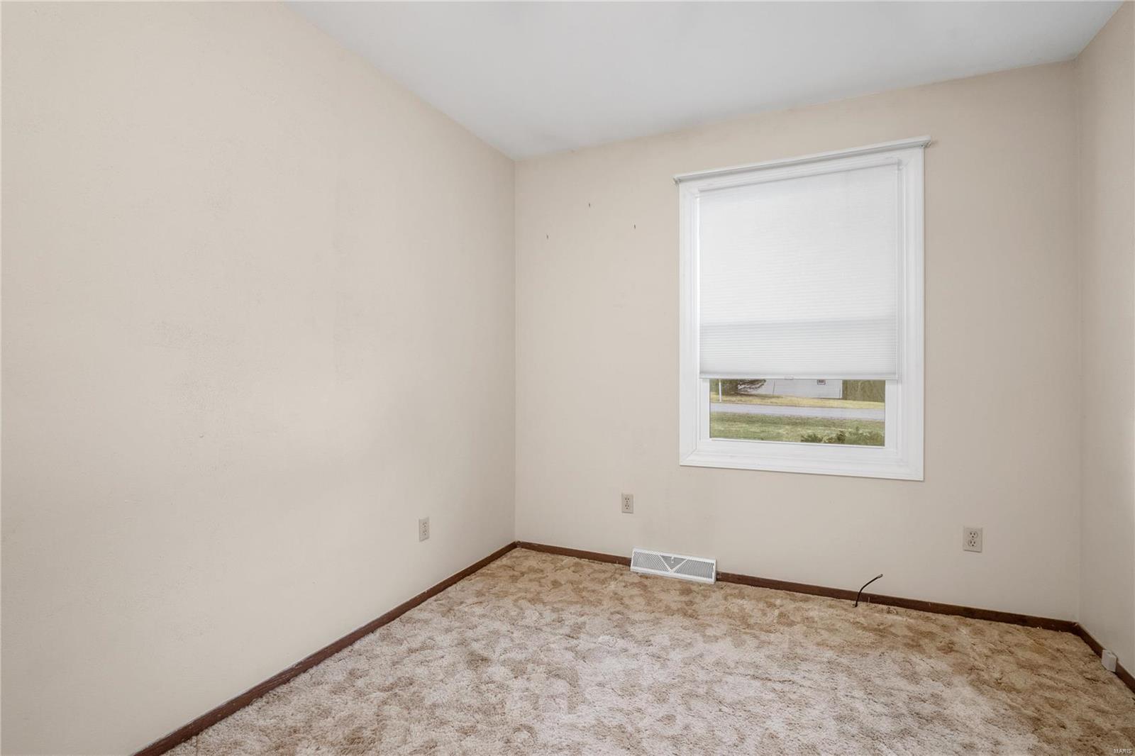 1523 Hill Top Road Columbia, IL 62236 - Photo 14 of 28