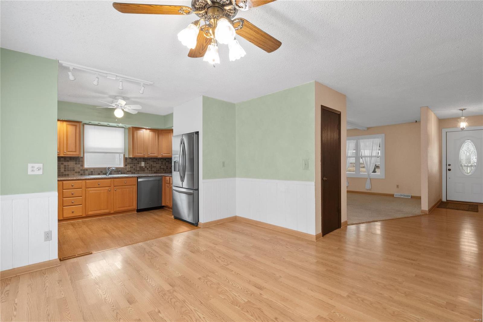 1523 Hill Top Road Columbia, IL 62236 - Photo 8 of 28