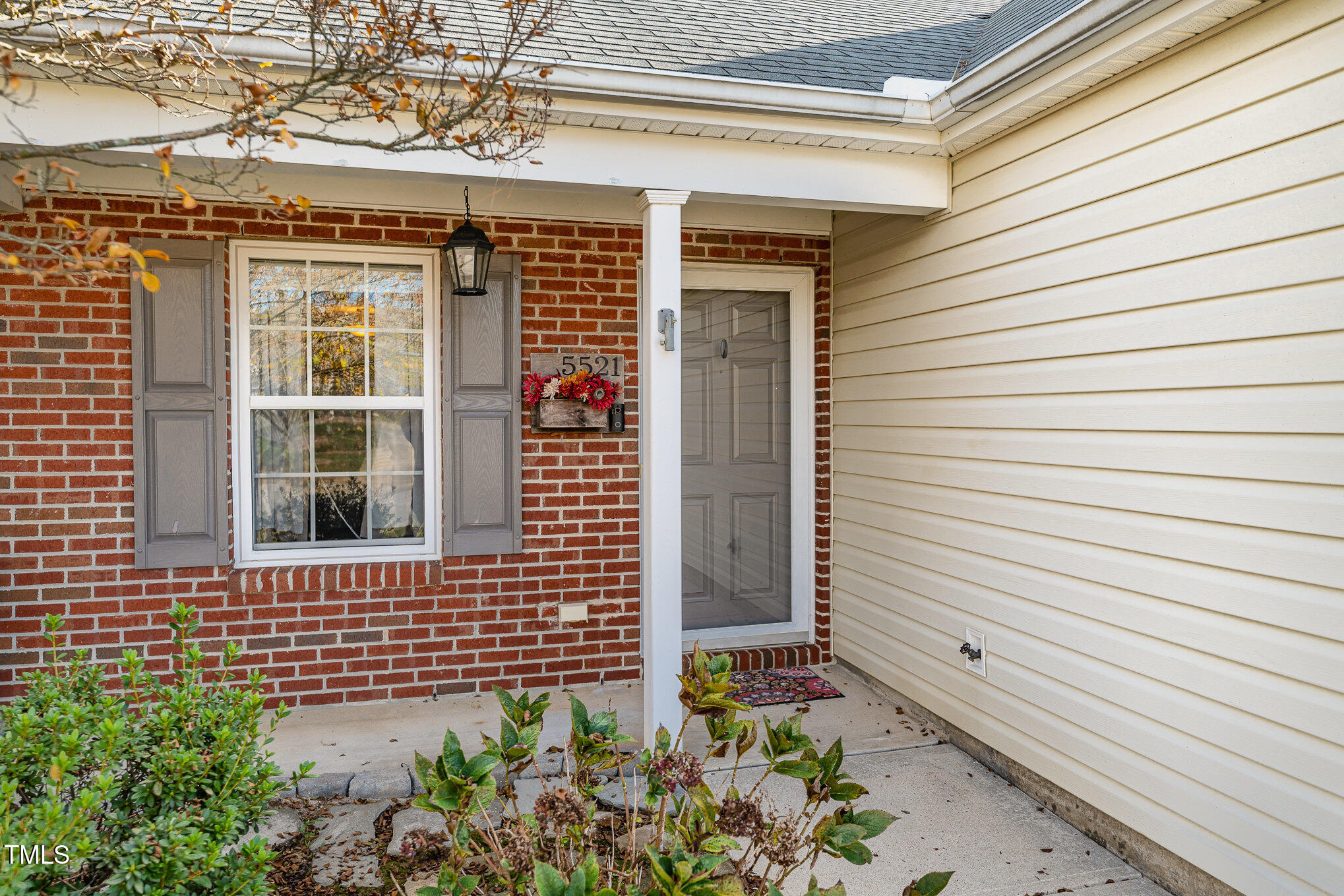 5521 Golden Moss Trail Raleigh, NC 27613 - Photo 3 of 26 002_file_517