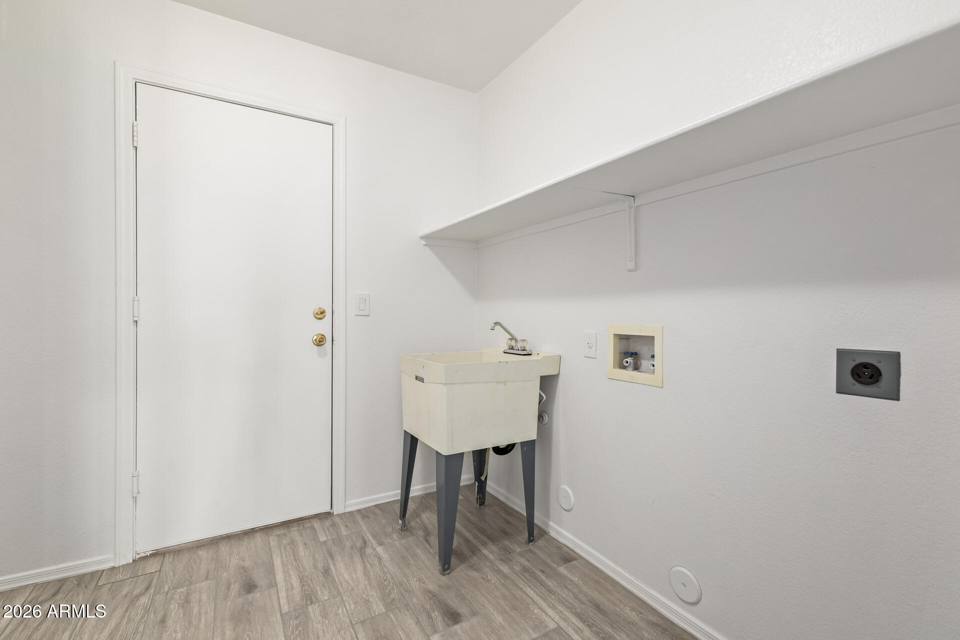 10304 West Windsor Boulevard Glendale, AZ 85307 - Photo 27 of 32 27 - Windsor