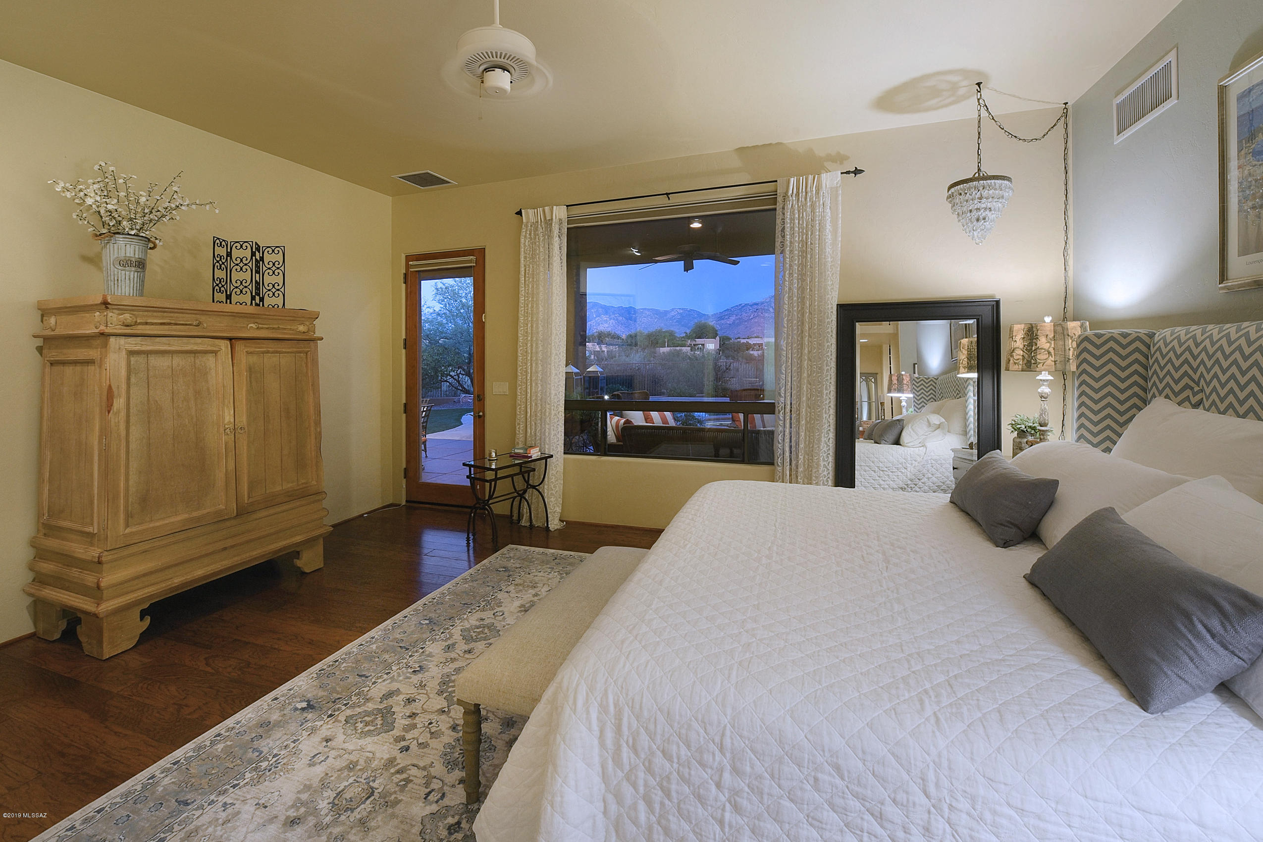 12200 North Reflection Ridge Drive Oro Valley, AZ 85755 - Photo 20 of 35