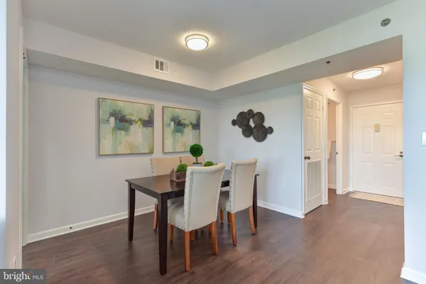 $2,250 | 2151 Jamieson Avenue, Unit 1011, Alexandria, VA 22314