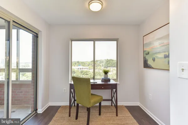 $2,250 | 2151 Jamieson Avenue, Unit 1011, Alexandria, VA 22314