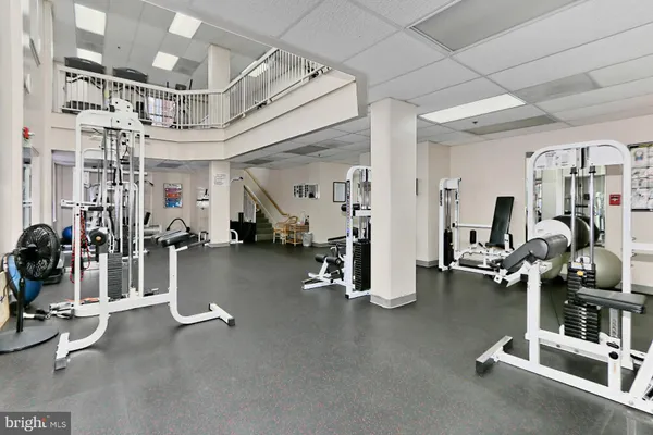 $2,250 | 2151 Jamieson Avenue, Unit 1011, Alexandria, VA 22314