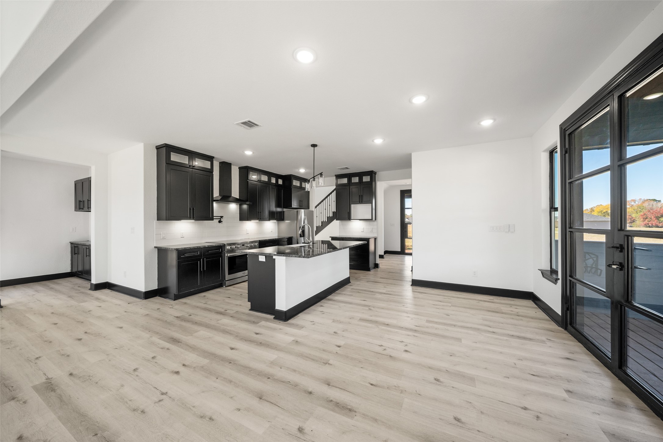 42 Candlestick Drive Trinity, TX 75862 - Photo 13 of 40