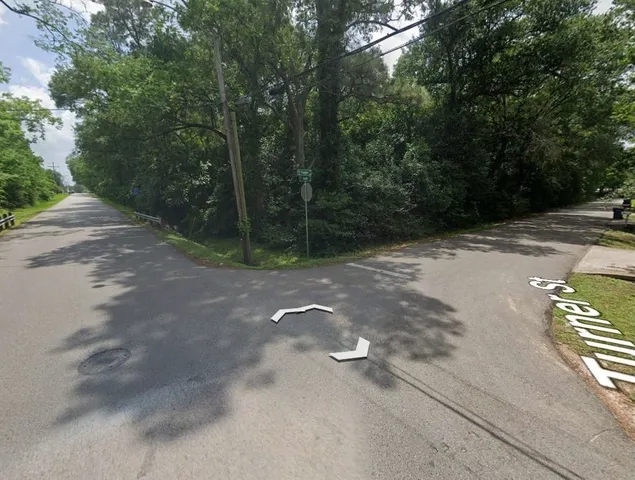 $575,000 | 705 North 6th Street, Conroe, TX 77301