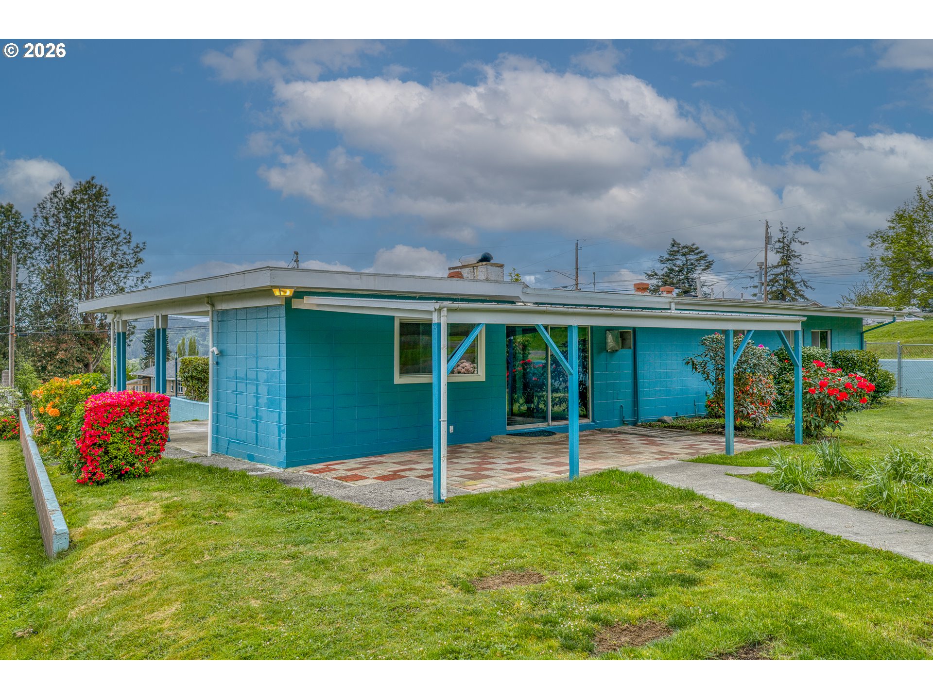 1615 19th Street Myrtle Point, OR 97458 - Photo 4 of 46