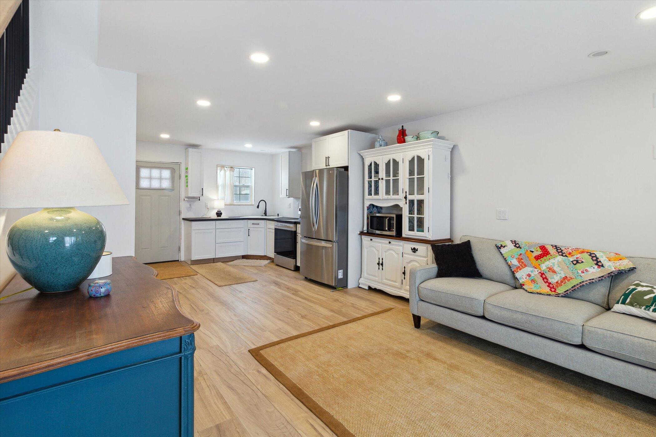 10606 Lake Street Rodney, MI 49342 - Photo 14 of 81 10-10606-lake-st-Rodney-MI-49342-WindowS