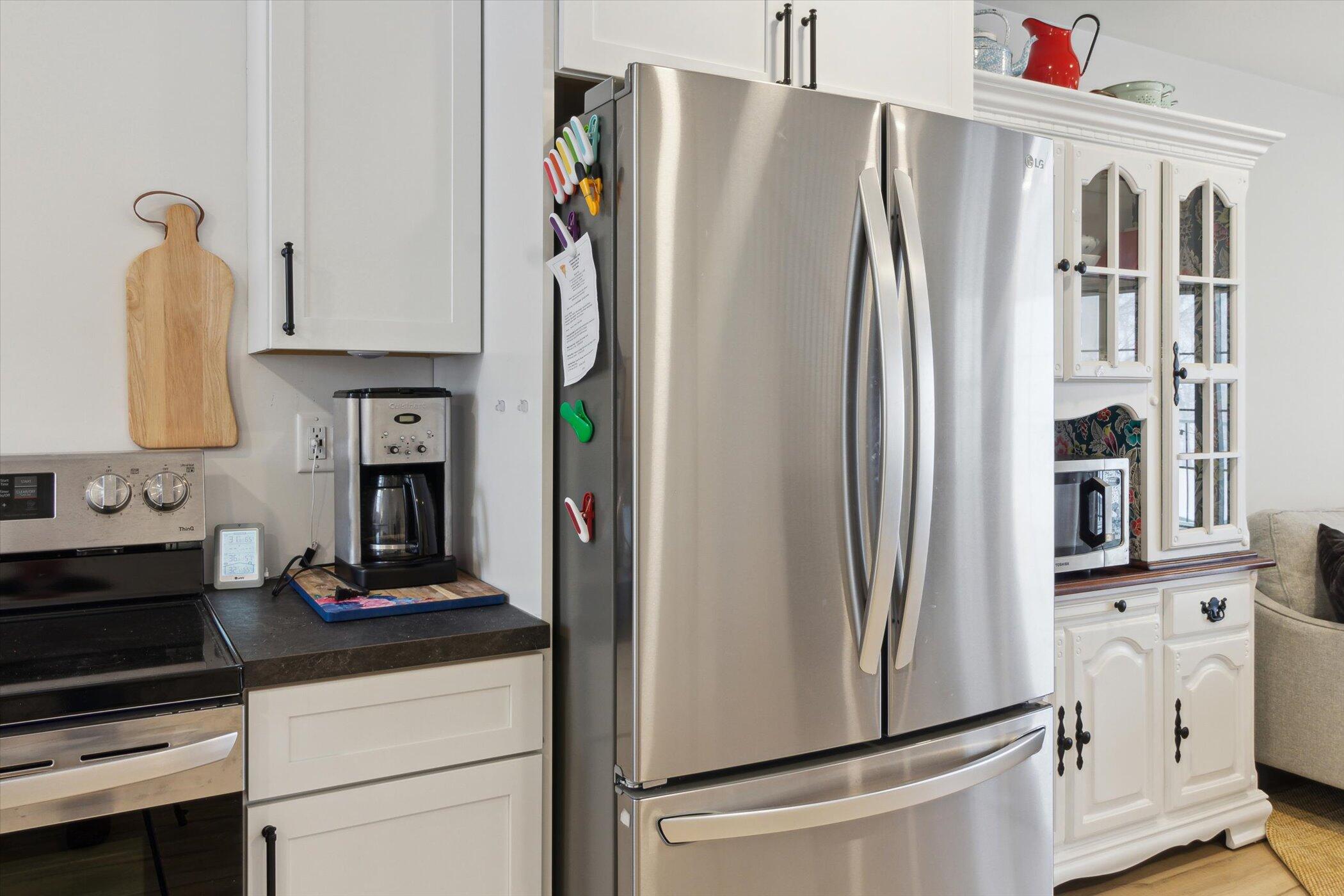 10606 Lake Street Rodney, MI 49342 - Photo 20 of 81 16-10606-lake-st-Rodney-MI-49342-WindowS