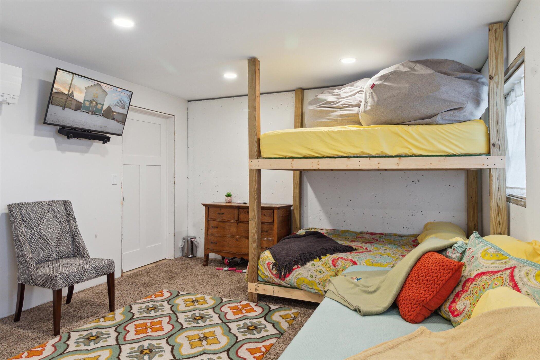 10606 Lake Street Rodney, MI 49342 - Photo 26 of 81 22-10606-lake-st-Rodney-MI-49342-WindowS