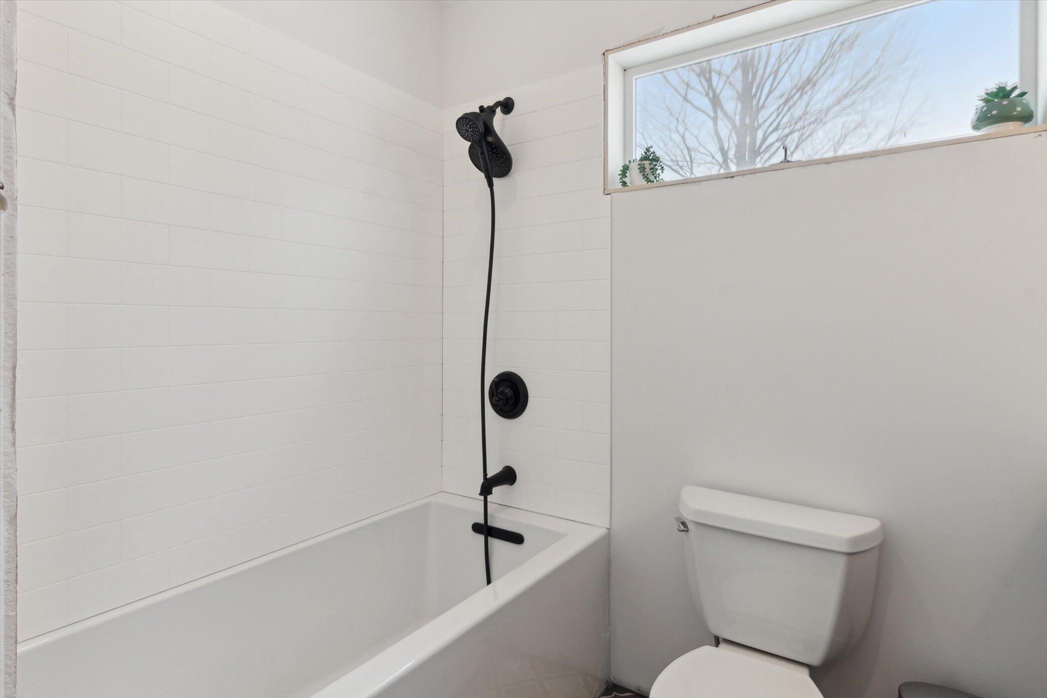 10606 Lake Street Rodney, MI 49342 - Photo 32 of 81 28-10606-lake-st-Rodney-MI-49342-WindowS