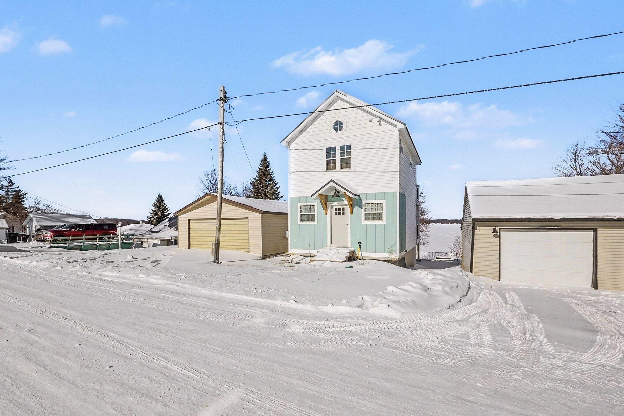 10606 Lake Street Rodney, MI 49342 - Photo 54 of 81 004_file_6981