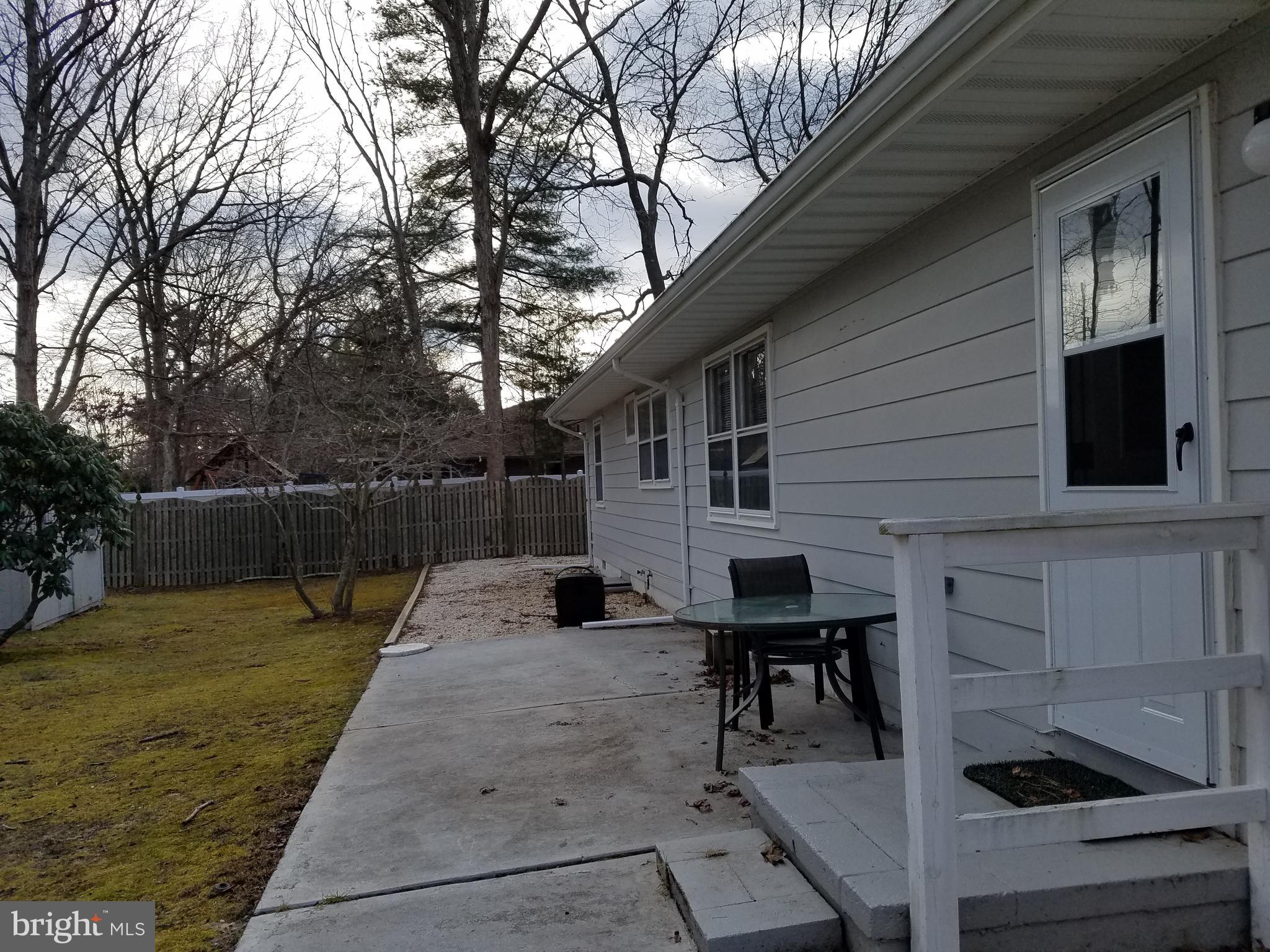 152 Topside Road Manahawkin, NJ 08050 - Photo 18 of 22