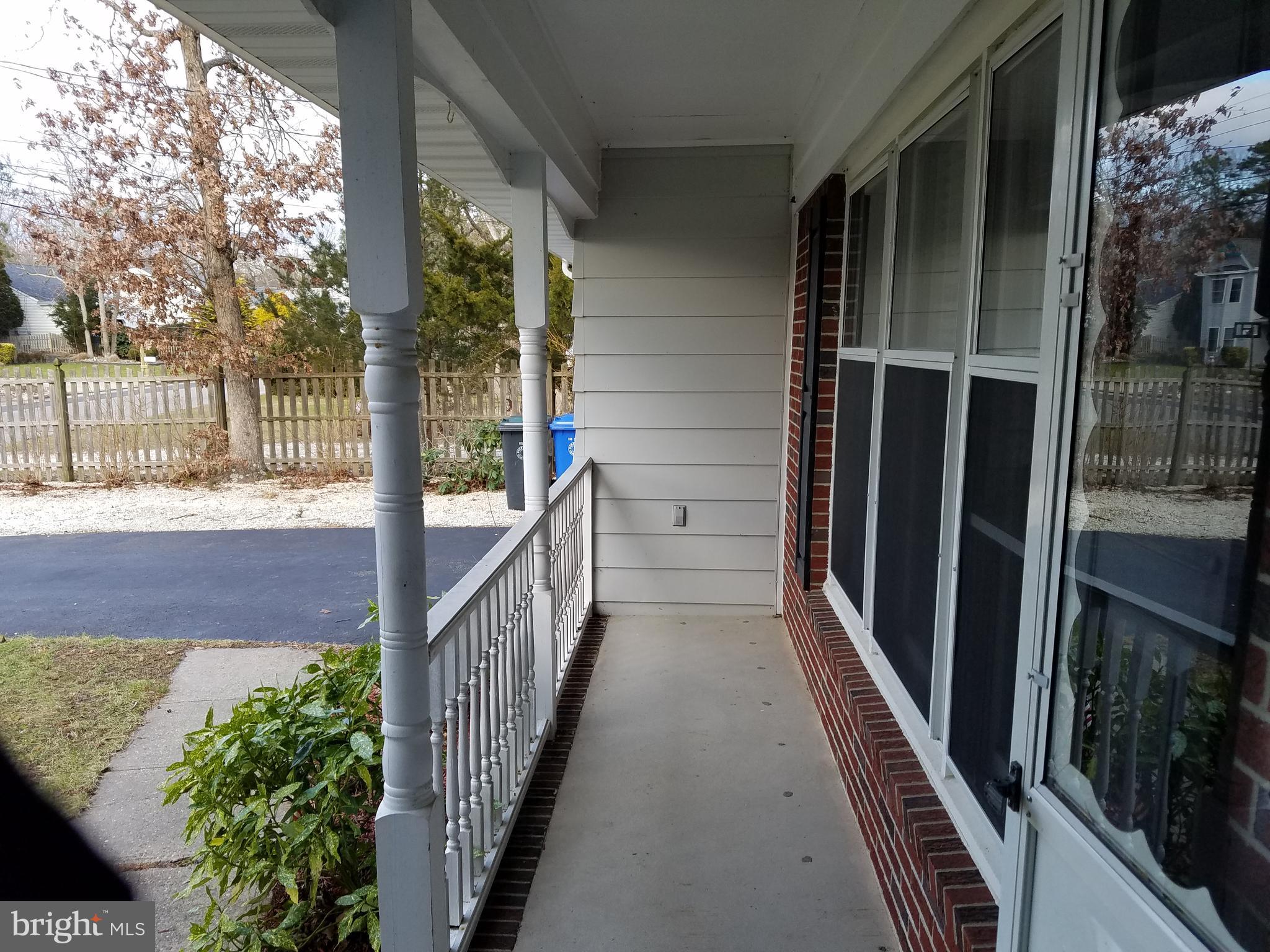 152 Topside Road Manahawkin, NJ 08050 - Photo 3 of 22