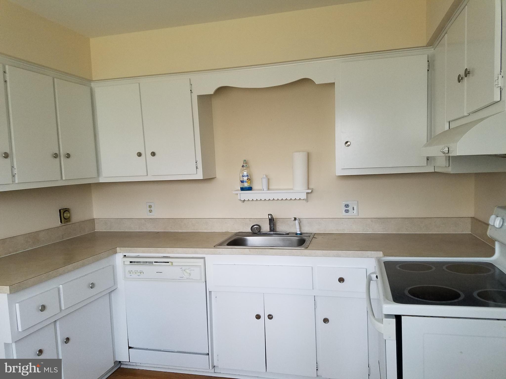 152 Topside Road Manahawkin, NJ 08050 - Photo 8 of 22
