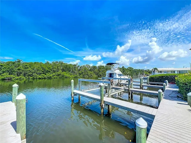 $9,000 | 2426 69th Avenue West, Unit 2426, Bradenton, FL 34207