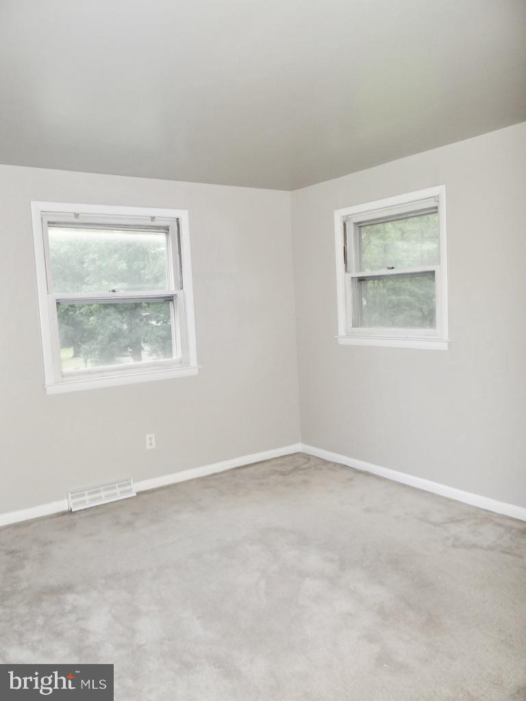 286 Ridge Road Browns Mills, NJ 08015 - Photo 12 of 31