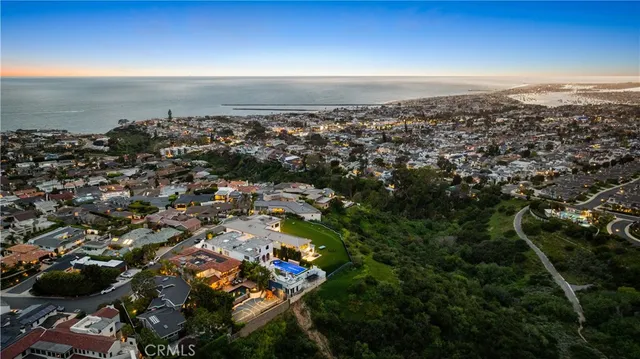 $12,880,000 | 445 Isabella Terrace, Corona del Mar, CA 92625