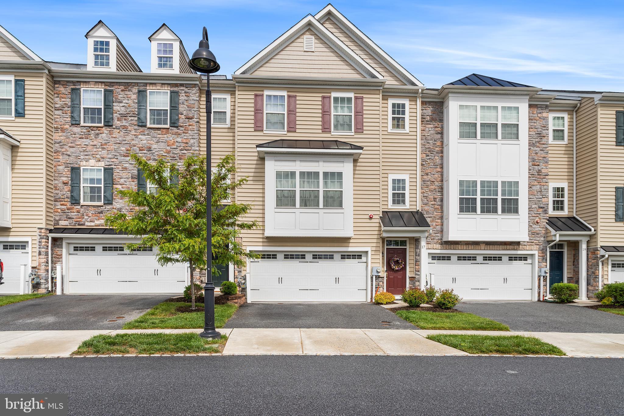 17 Skylar Circle Media, PA 19063 - Photo 1 of 25