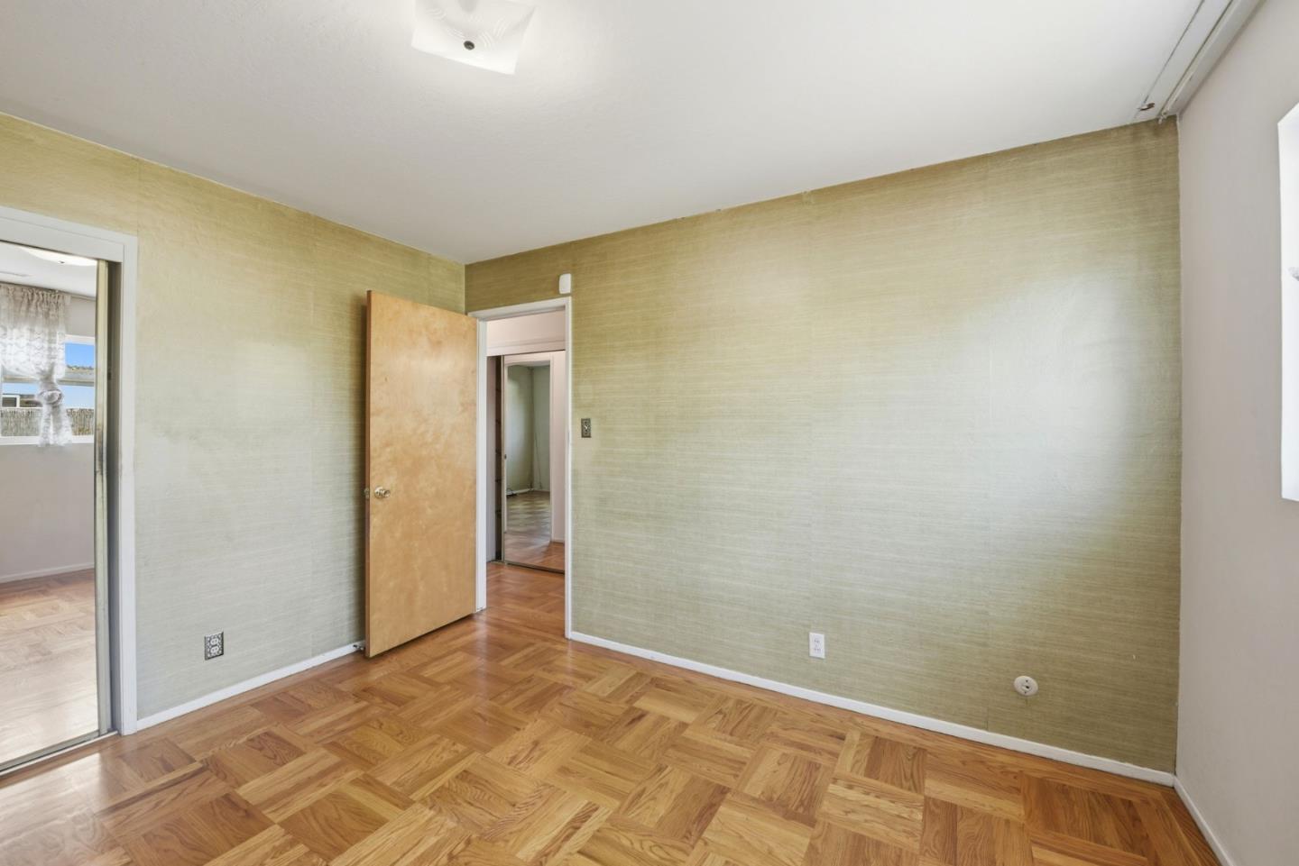 413 Whitehall Road Alameda, CA 94501 - Photo 15 of 38