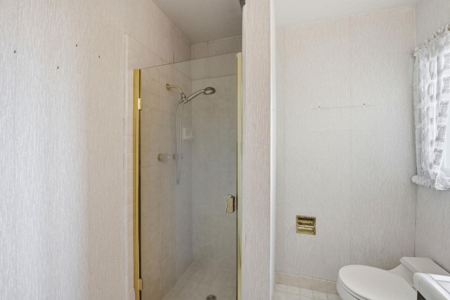 413 Whitehall Road Alameda, CA 94501 - Photo 21 of 38