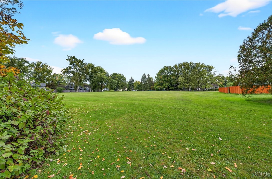 10 Indigo Path Clay, NY 13090 - Photo 4 of 48