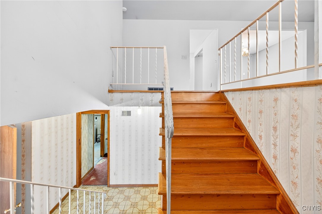 10 Indigo Path Clay, NY 13090 - Photo 6 of 48