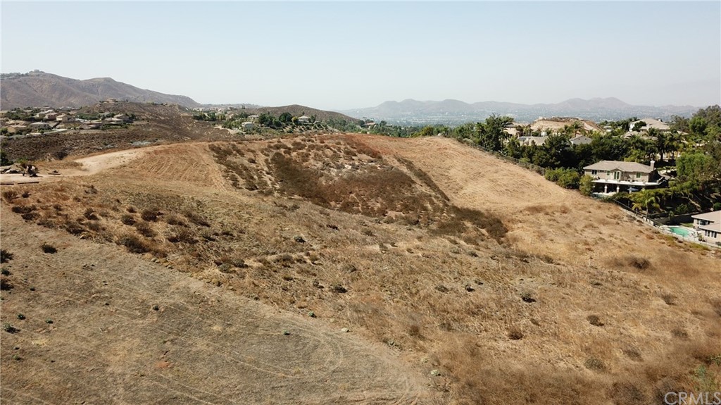 2 Rd Runner Ridge Riverside, CA 92505 - Photo 4 of 4