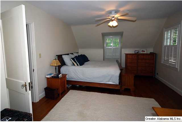 910 Saulter Road Birmingham, AL 35209 - Photo 12 of 30